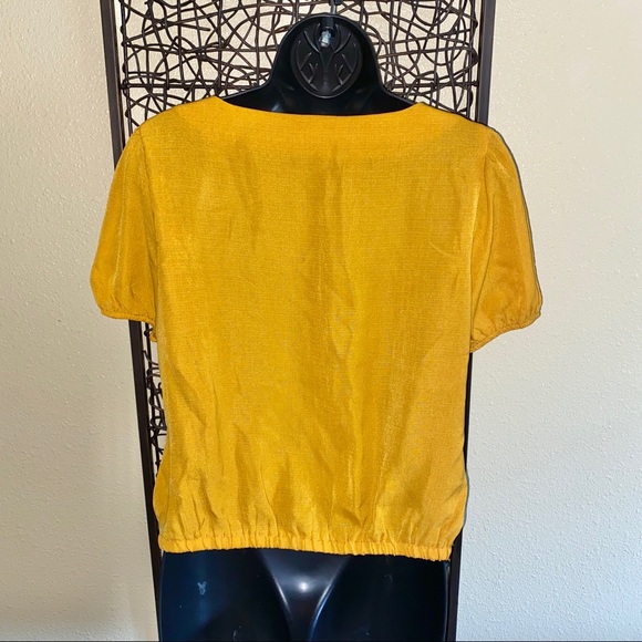 đź”´ 2/$25 S|A|L|E - OLM | Scoop Neck Crop Top - Picture 2 of 4